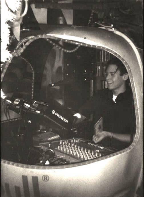 JordyDazz's tweet photo. #TBT to my first residency 15 years ago. #thatstagetho #oldschool #dj http://t.co/fBqsOA0SXZ