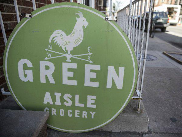 phillyinsider's tweet image. Brothers @AdamErace &amp;amp; @AndrewErace of @GreenAisle have their own @FoodNetwork series philly.com/philly/blogs/t…