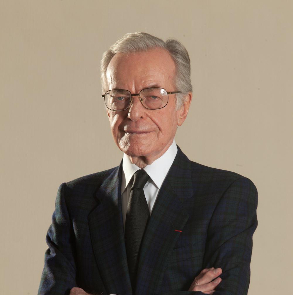 Excelsior's tweet photo. Muere a los 87 años el periodista #JacoboZabludovsky, hospitalizado el día de ayer, aún no se revela causa del deceso http://t.co/1mJ8CJ1oOd