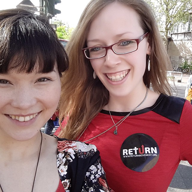 Returnmovement's tweet photo. Lyly und Lara vielen Dank! #returnmovement http://t.co/nYbEmWKjgP