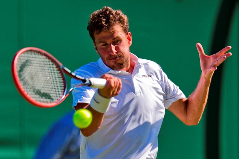 KNLTB's tweet photo. Robin Haase verliest in drie sets van @andy_murray op @Wimbledon: http://t.co/NXXiEZFl4D http://t.co/aT1Lcvixa4