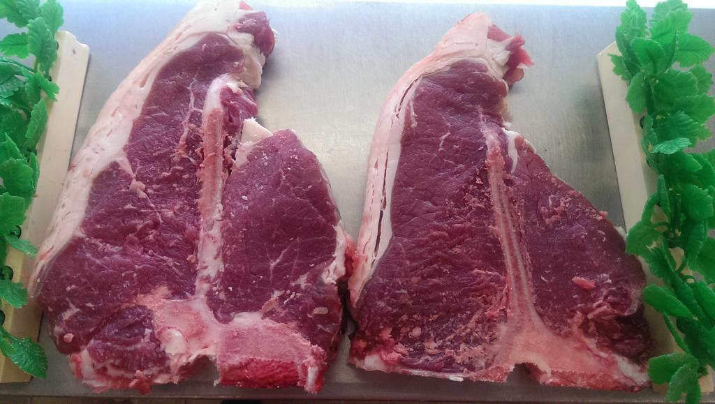 What a great sight , the great T-BONE <a href="/HartsheadMeats/">Hartshead Meats Ltd</a>