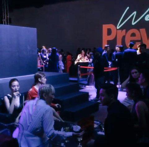 uhjthr's tweet image. Saw you. Hehe @MyJaps #Preview20 instagram.com/p/4ZsaP8Km9J/ ©