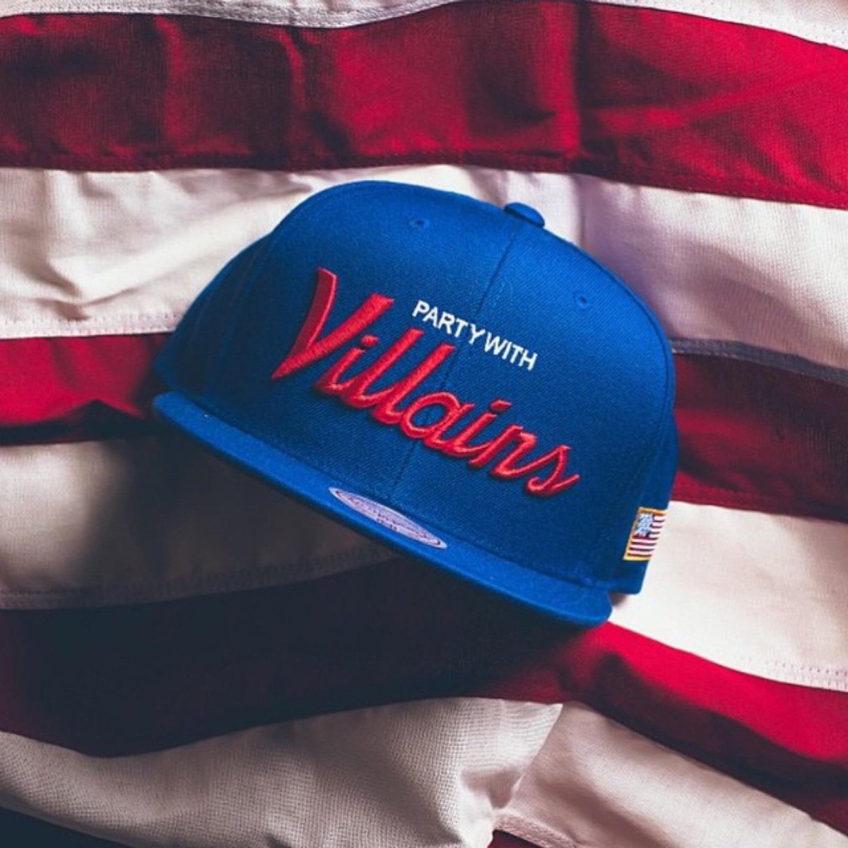 mitchell_ness's tweet photo. Getting ready for the 4th? @cncpts @sneakerpolitics #mncollab #mnheadwear #mnsnapback #partywithvillains http://t.co/Rsf2m6ZfbG