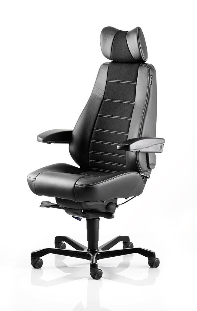 KABOffice's tweet photo. Don't miss the chance to get your new Controller Whiteline, and experience comfort and style all day long. #comfort http://t.co/Lm8dIsPInK