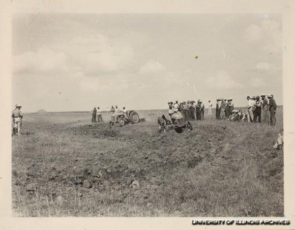 IllinoisPSM's tweet image. Thank you @UIarchives for today&apos;s #throwbackthursday! It is always fun to see old #agengineering photos!
