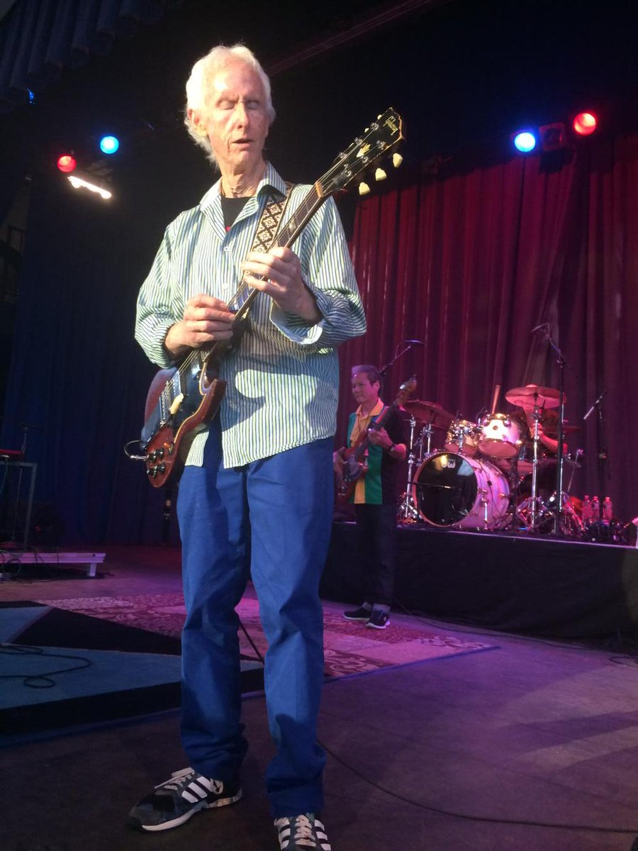 PocketReference's tweet image. 