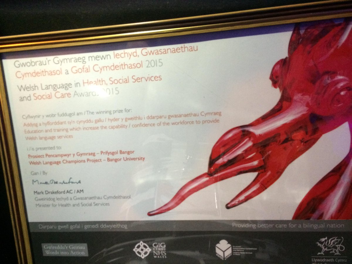 MICymraeg's tweet photo. The Welsh Champions Project, @BangorUni has also won a 1st prize at the Conference and Awards ceremony today :-) http://t.co/mNbsCYUyh1