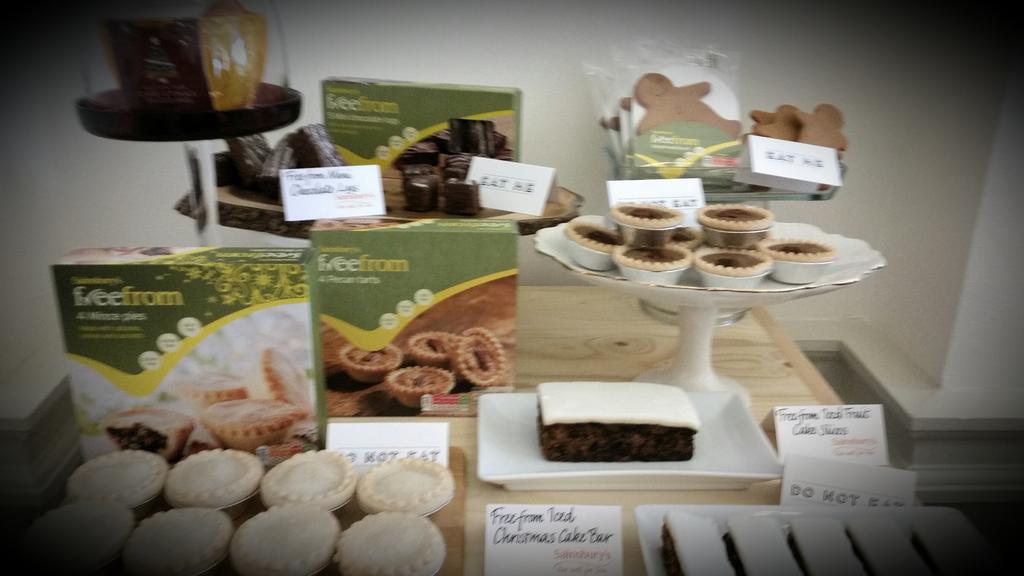 Lon_Unattached's tweet photo. #glutenfree at #sainsburyschristmas @ljbarton plenty on offer http://t.co/iDcxFV55VS