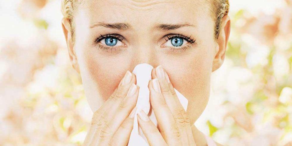 allaboutyoucom's tweet photo. Suffering with summer sniffles? Here's how to nip #hayfever in the bud naturally http://t.co/U5YqWaJ2Gs http://t.co/TDQtJMFuCF