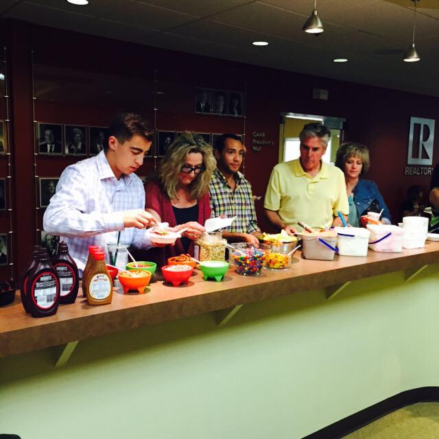 RealBusta's tweet photo. @ABQRealtors come down to #GAAR and enjoy a Sundae! http://t.co/tnI3GPRveS