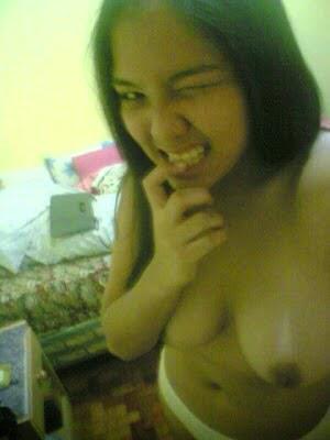 dicksterz's tweet photo. #nude #boobs #pussy #teen #igo #bugil #ngentot #toket #memekbasah http://t.co/ersDlBFEK7