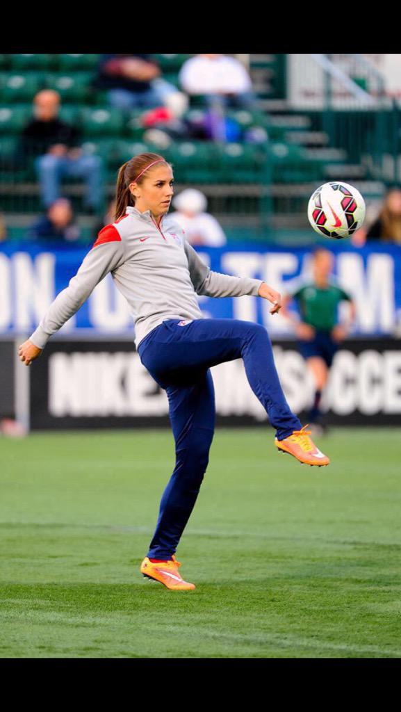 Happy birthday alex morgan! 