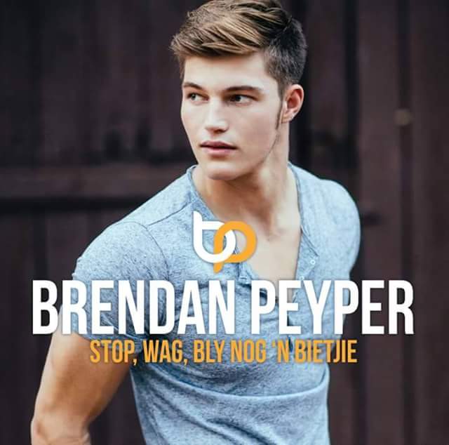 MeganJoubert991's tweet photo. Oh my word #likedieliedjiebaie×1000 sing heeltyd saam #oulike woorde en so aan enough said tho...♡💪@brendanpeyper http://t.co/6vKlymQiOz