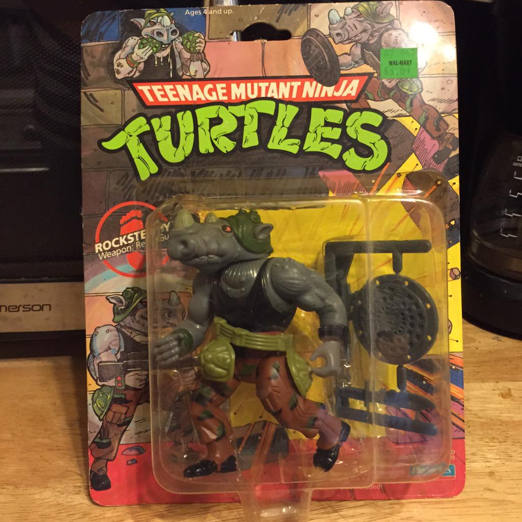 televiperjaime's tweet photo. I'm gonna open this vintage 80's TMNT figure today 2PM PST on #Periscope, plus more vintage Turtle fun! Tune in!!! http://t.co/Mch8GXOPgm