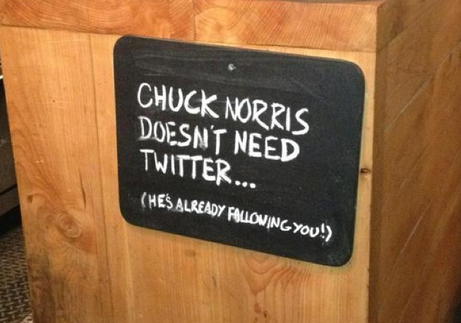 socialmedia2day's tweet photo. “Laughter eases tension &amp; forms a sense of unity through groups.” Use #humor in your posts. http://t.co/uskKEjgrq2 http://t.co/yl3sTo6fJH