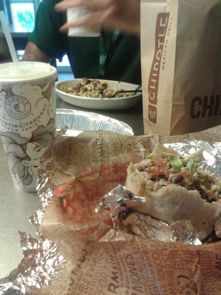 SamCropley's tweet photo. @ChipotleTweets is bae. Thanks for supporting touring musicians guys. http://t.co/2HoVMK80PG