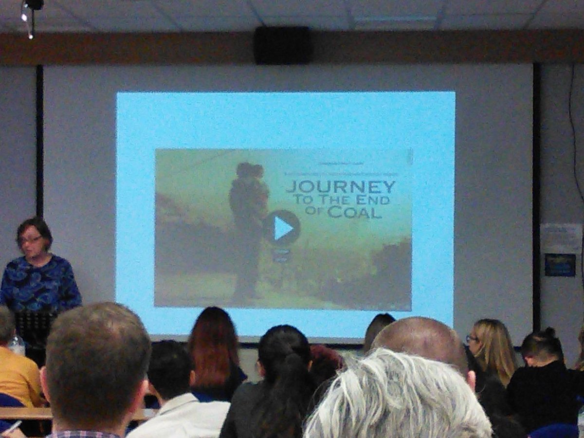 Joshua_Jarrett's tweet photo. .@CollabDocs on the implications of open computing for creating living documentaries #PGN2015 #idocs http://t.co/IMH3R9Nzj9