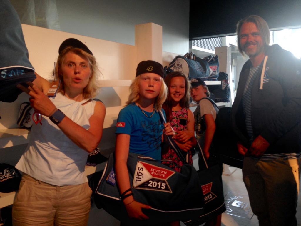 sailamsterdam's tweet photo. Trots! Officiële #SAIL2015 kledinglijn vandaag gelanceerd in @city_of_sails #popupstore #AmsterdamCS @020Centraal http://t.co/Nw1ucs0oAg