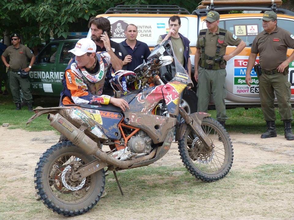 EspirituDakar's tweet photo. De esta forma, @marc_coma ocupará el lugar dejado vacante por #DavidCastera (ahora, en las filas de @peugeotsport) http://t.co/HNqgmN5GVZ