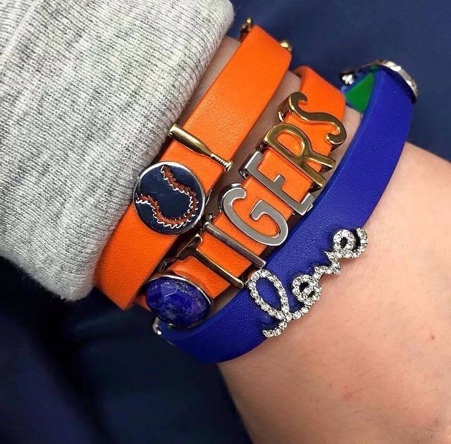 createwithcait's tweet photo. My fave Tigers look! http://t.co/JVzvD9xGzA