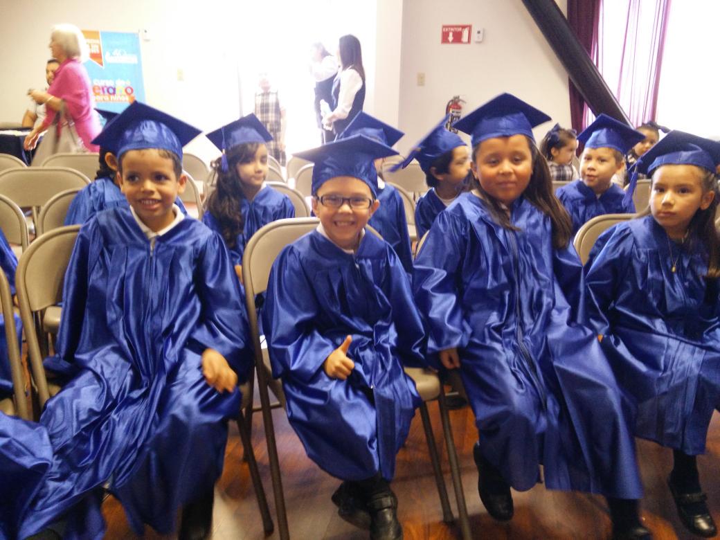 monik_pimentel's tweet photo. Graduation day #goodbyeprek http://t.co/DGP130p2m5