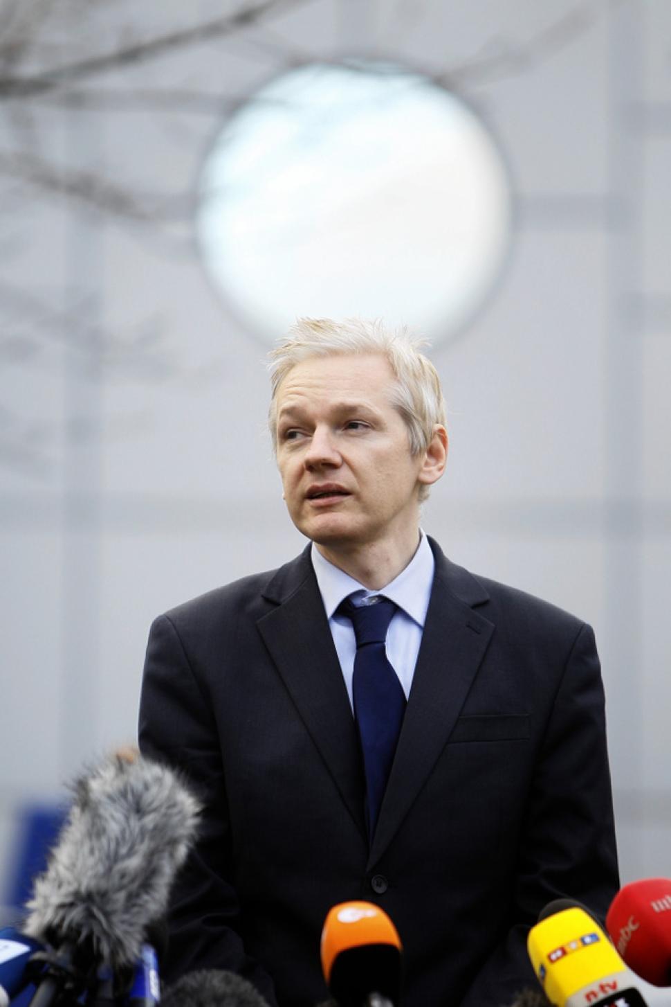 Happy Birthday and greetings from germany Julian Assange Sir: 