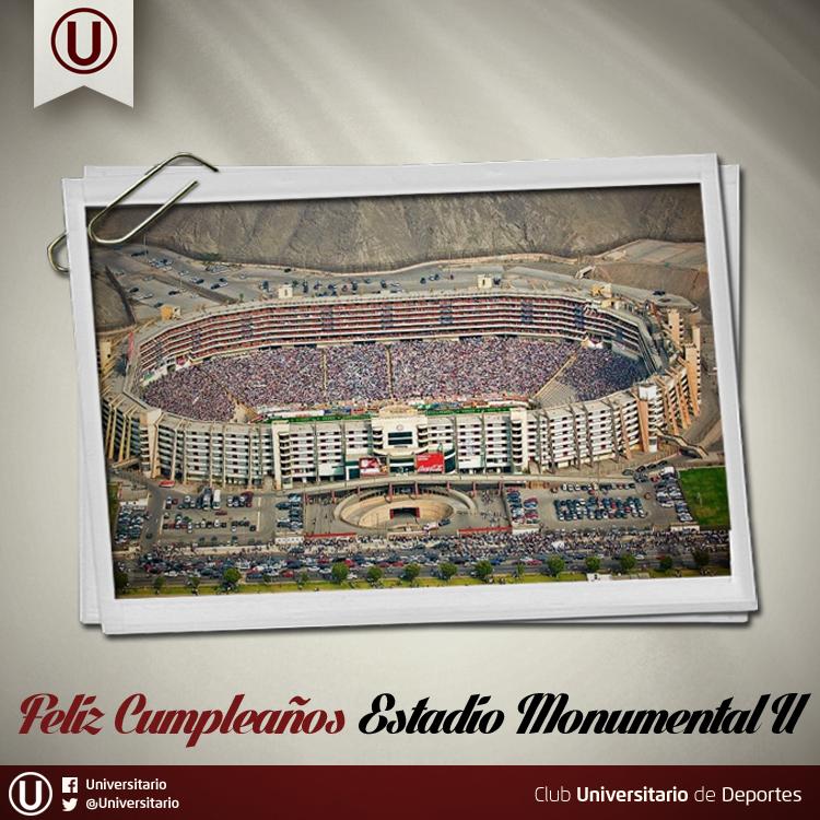 Universitario's tweet image. #UnDiaComoHoy en el año 2000, se inauguró el estadio Monumental U.
U 2 - 0 Cristal 
¡Felices 15 años Monumentales!