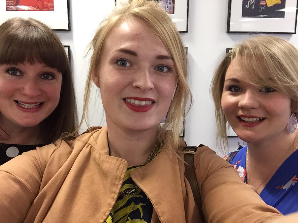graceharrison55's tweet photo. Team @PPA_Live on route to #aopawards http://t.co/80IhimEART