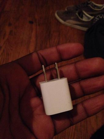 KidInkBatSquad's tweet photo. The only thing made by Apple that doesn't break http://t.co/z6BiXRNn5R