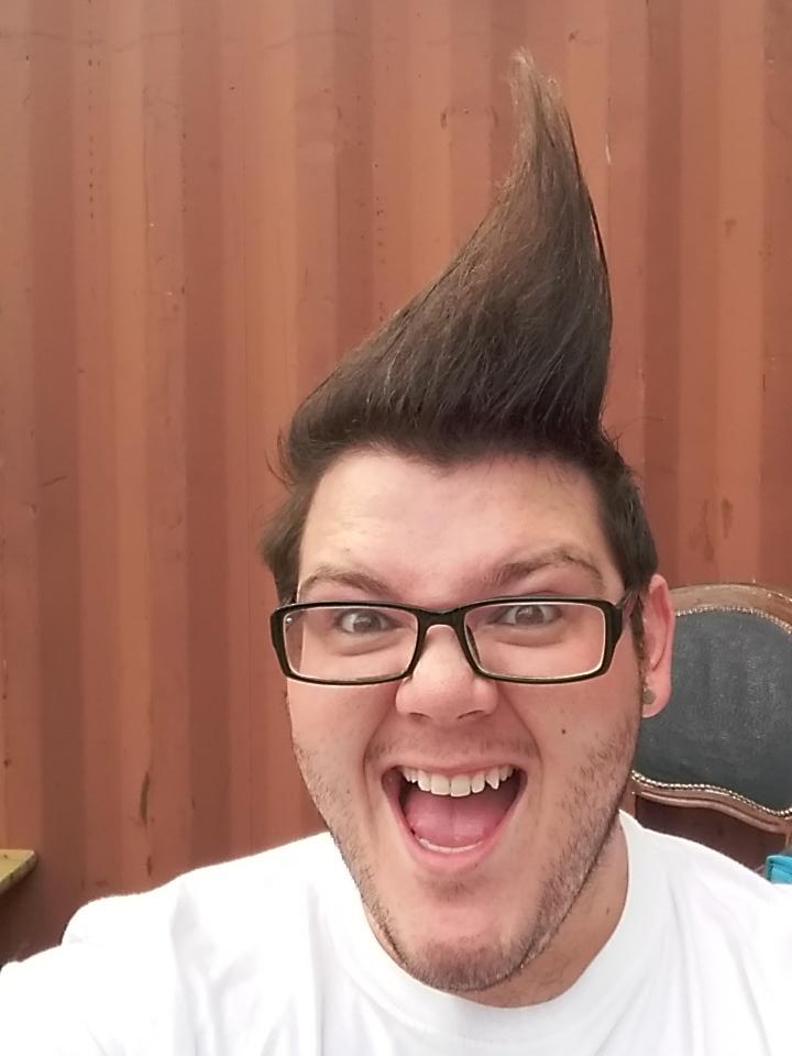 bbreakup1's tweet photo. Also my hair is ON POINT tonight! #sharp #highhair @HeartbreakJetty http://t.co/8rTWkb52gj