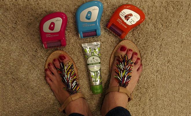MICROpedi_ES's tweet photo. .@armasdemujer sabe cómo cuidarse lo pies de forma más fácil y donde sea: con Micro Pedi Nano http://t.co/dBhxC8dplK http://t.co/3QW4897rZq
