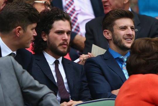 ClotureClub's tweet photo. It appears John Snow isn't dead after all. cc @willupton @ZacharyGraves @flickchickdc @schatzjoe

http://t.co/Erth4tFSAR via @LordSnow