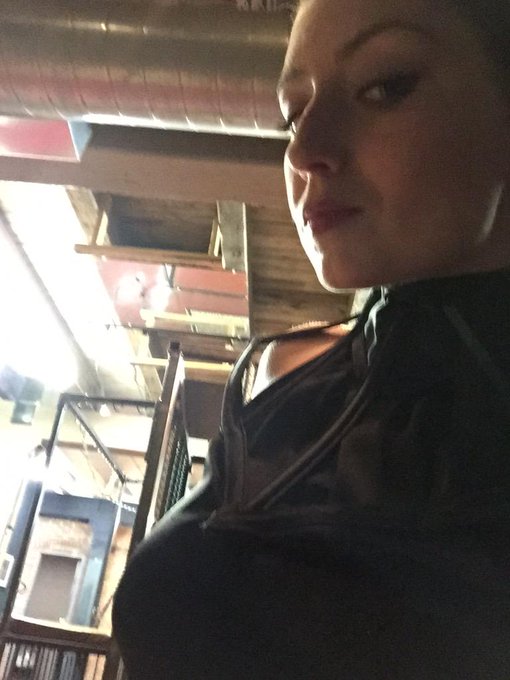 Just finished of worship, humiliation and chastity session. Just getting warmed up. Who's next?? http://t<a href="/tag/natural"class="tags"><span>#natural</span></a><a href="/tag/nomakeup"class="tags"><span>#nomakeup</span></a><a href="/tag/hangout"class="tags"><span>#hangout</span></a>