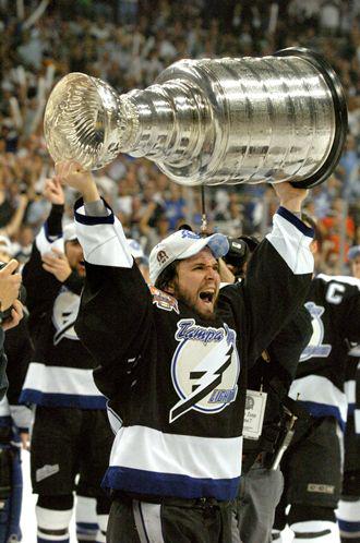 OneStopHabs's tweet image. I honestly think it is impossible to dislike Martin St. Louis. I wish him the best in retirement.