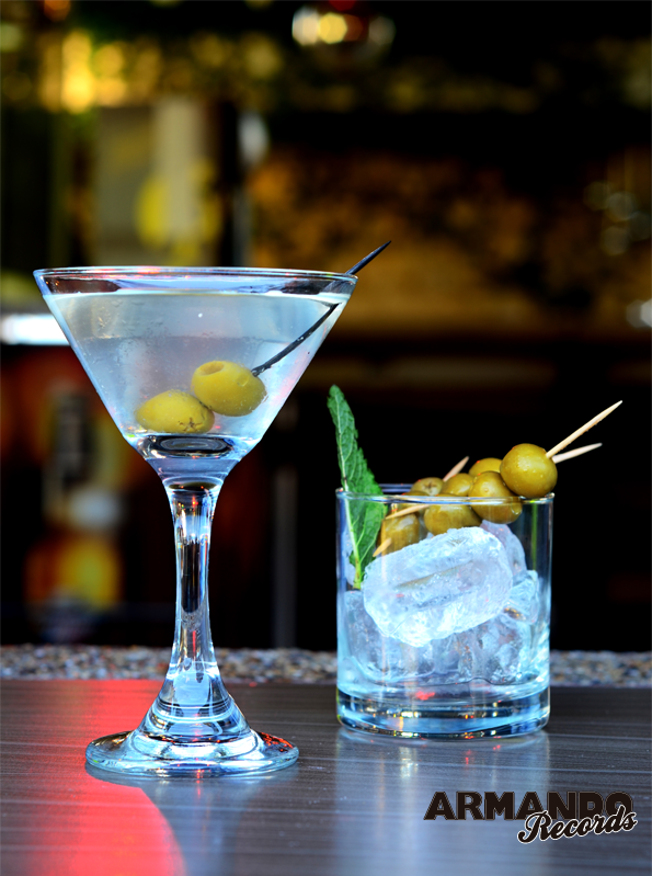 armandorecords's tweet photo. jueves #martinifest en #armandopizzaypola http://t.co/jZDAfuhwog