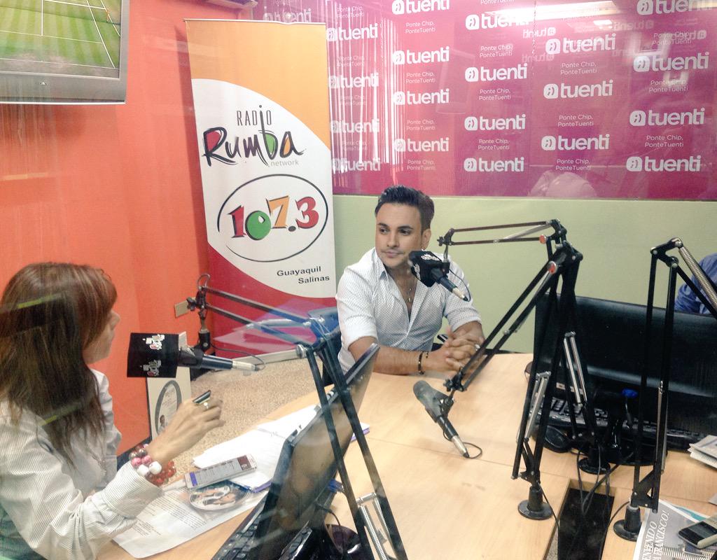 RadioRumbaEc's tweet photo. Comunícate con nosotros al 2-530696 y envíale tus saludos al gran @NACHO_ACERO 107.3FM #TodaLARumbaToda http://t.co/B06dlaqacv