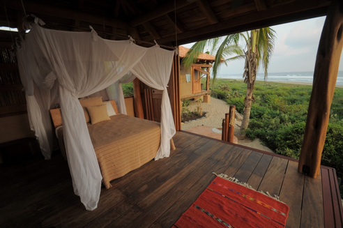 DONDEIRweb's tweet photo. Descubre la nueva forma de acampar, sin sufrir de bichos y estar durmiendo en el suelo: http://t.co/oWNmVV3cyz http://t.co/uSOgFocKgR