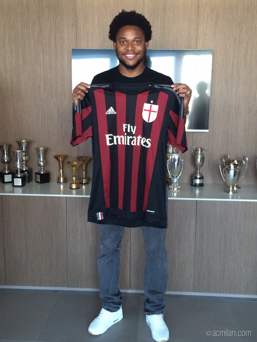 [UFFICIALE] Luiz Adriano CI7ZlFZWIAAyyDu