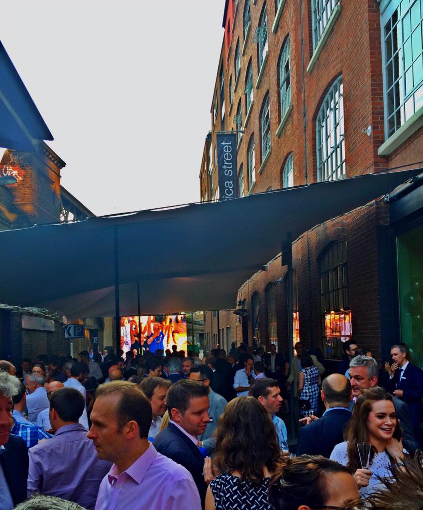 UnionStPartners's tweet photo. Thanks to our landlords @tpbennettllp for an amazing street party tonight. #Tennis, #beers and #burgers - perfect. http://t.co/ez67Bc2Q10