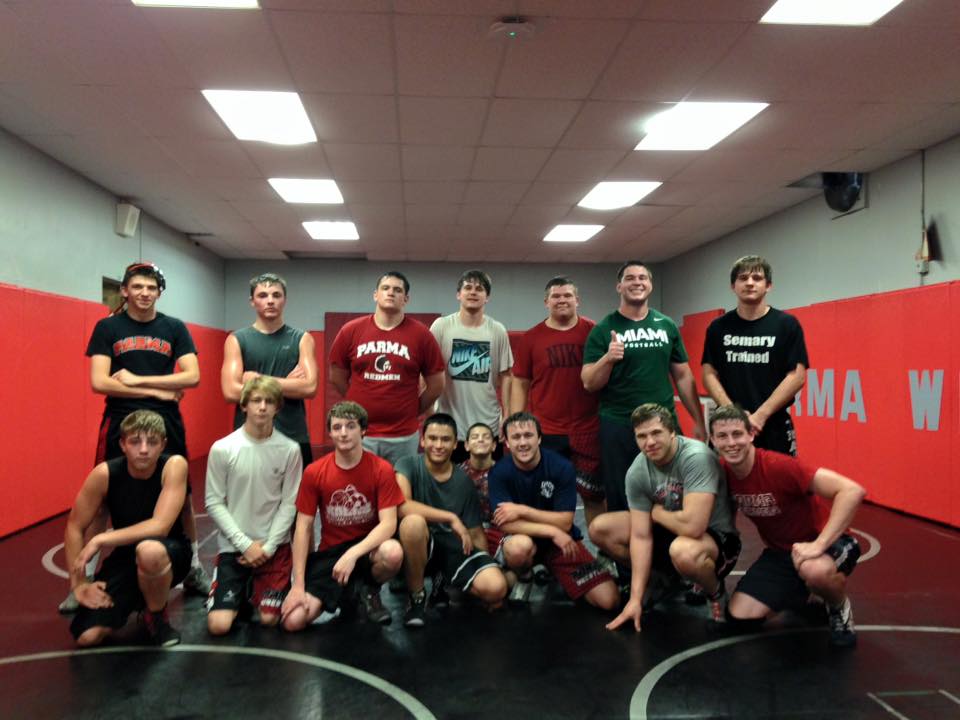 ParmaHighSports's tweet photo. Thank you to the alumni wrestlers for working with our Parma Wrestlers today. #Redmen4life #RedmenStrong http://t.co/XWxoI7qu56