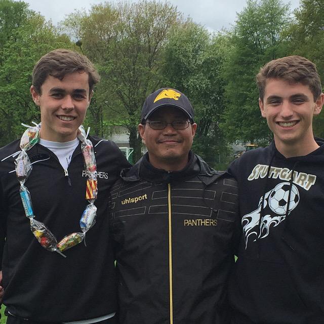 MatthewChriste5's tweet photo. Who is the real Matt? #whowore(coach MacandTyler)better http://t.co/5NWufngD55