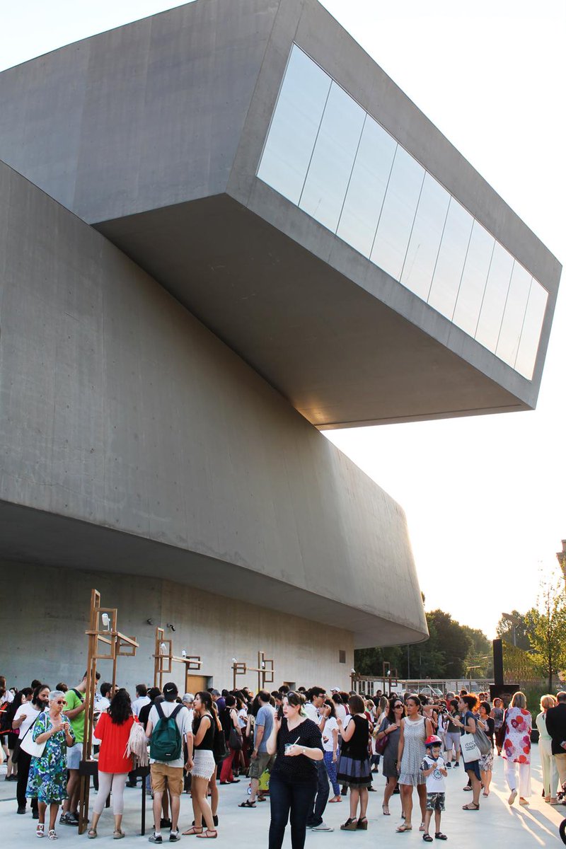 Museo_MAXXI's tweet photo. Arte, musica e food: benvenuti nella cucina #giapponese all'aperto di #Peace Kitchen. Dove il cibo può unire tutti. http://t.co/rTDuOD1dof