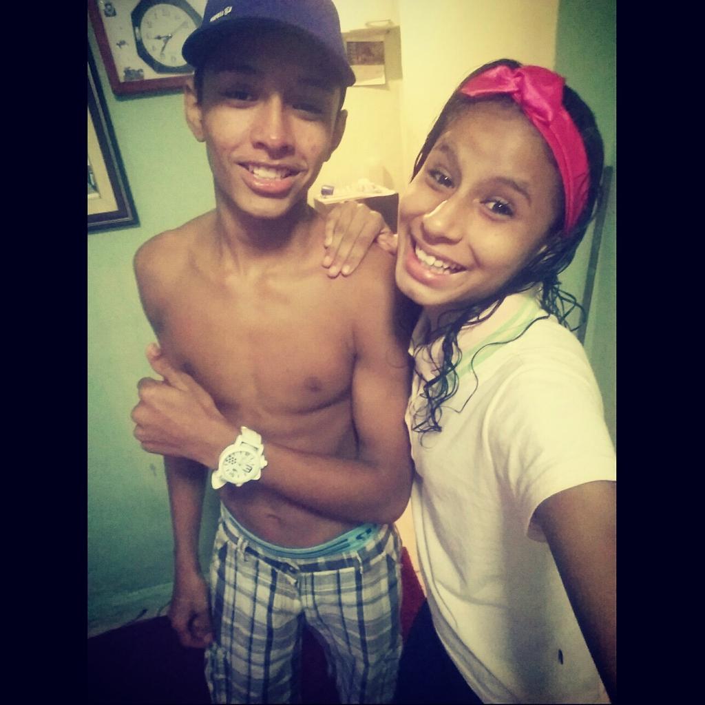 DaayBaandiida's tweet photo. Noojento, Te Amo😍😍❤
#Theeus
#AmoorDaIrmã💕 http://t.co/p7dPF5HDHx