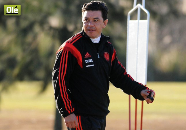 DiarioOle's tweet photo. #River Gallardo le bajó el pulgar a Teo: "No cuento con Teo, no hay marcha atrás" http://t.co/PFaWBA3z7A http://t.co/22rLMgtXI0