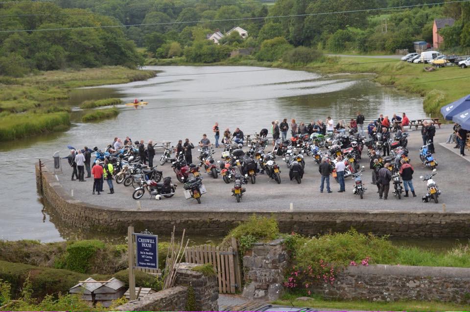 PembsVCMC's tweet image. Bike meets #Cresswell Quay #BikeLife #Pembrokeshire #twowheels #Fun #motorcycles #Wales #WalesOnline #itmustbesummer