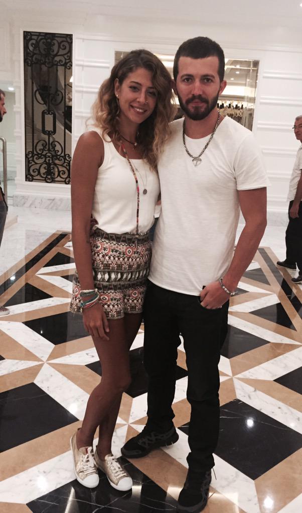 Mehmet_Camkiran's tweet photo. Begüm'den Turbo Turabi'ye Tam Destek :) Helal Olsun Sanada Güzel İnsan :) #SurvivorAllStar #HaydiBirlikOlmaZamanı http://t.co/APJOb5TJc5