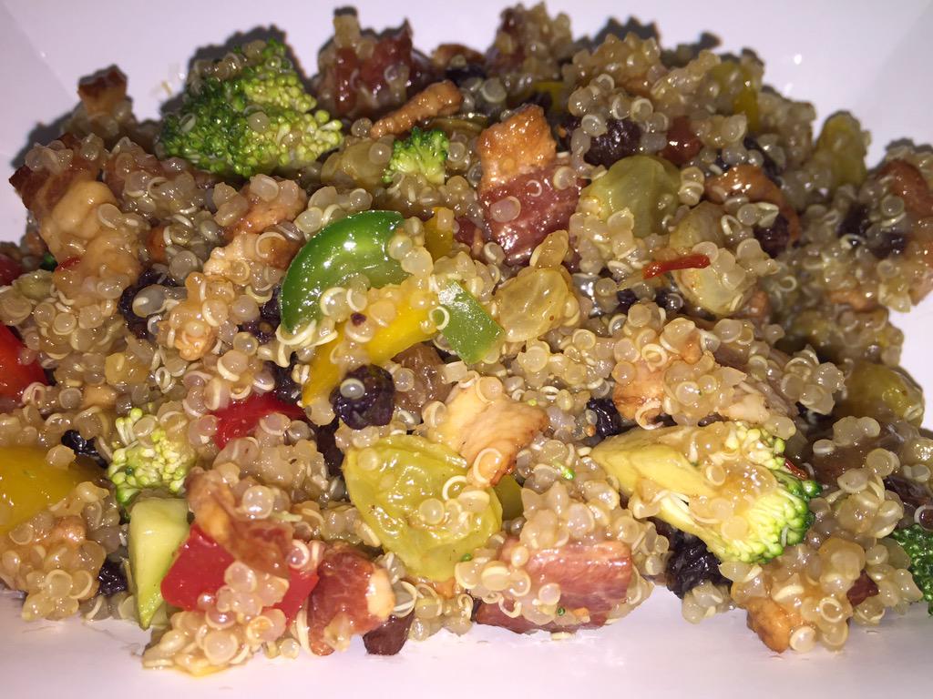 BaconPDX's tweet photo. Your #CoolForTheSummer #PDX #lunch options: #Bacon #Smoked #Salmon, #BuildaBLT, Classic #Spinach #Salad #Quinoa Salad http://t.co/pcTYCGp1Ec