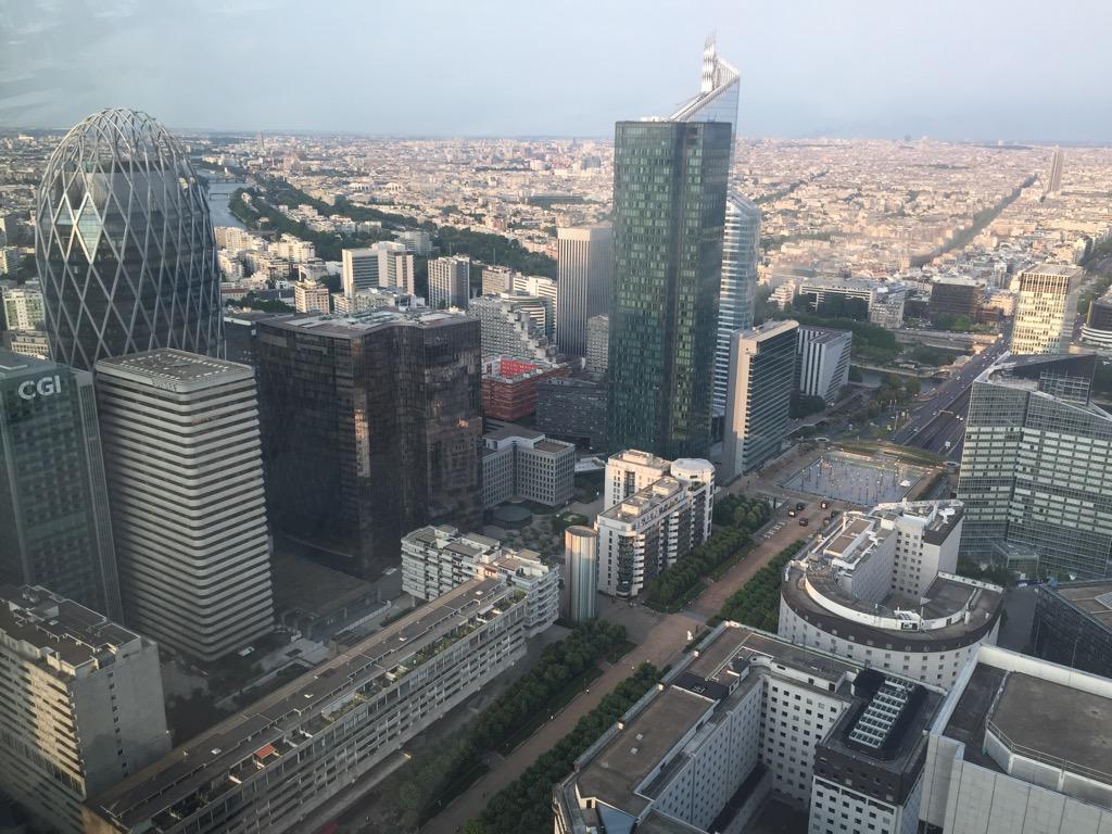 JosianeFischer's tweet photo. #MonGrandParis L'avenir de La Défense en débat  @Majorite92 http://t.co/TM0ZYgDR9T