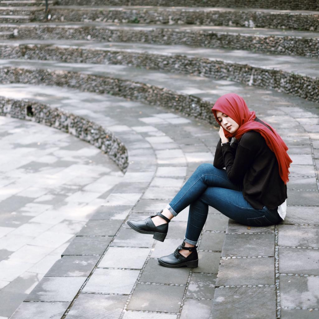 SteddyStore's tweet image. Loose Knit Sweater
- Nude
- Dark Misty
- Dark Navy
- Black
IDR 130,000